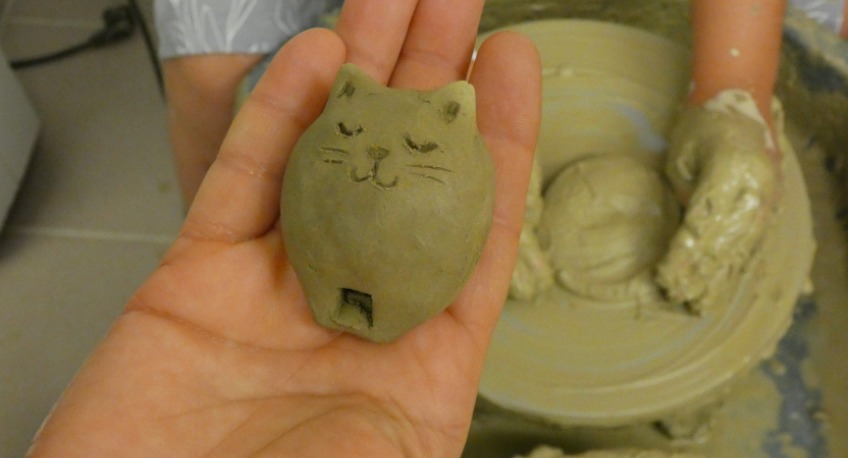 BETELT! AGYAGOZZ VELÜNK!