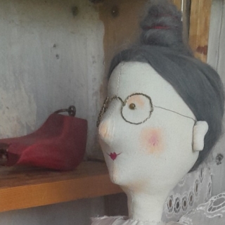 ÁLOMZUG BÁBKIÁLLÍTÁS